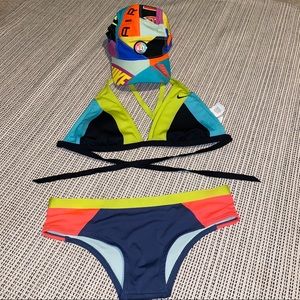 Nike Bikini Top & Bottom. LIKE NEW!
